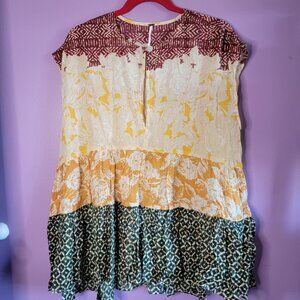 Free People  Sleeveless Blouse Size Small Layered round Neck Multicolor Boho